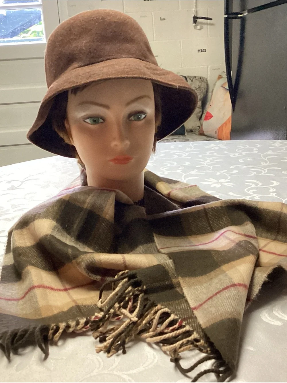 CASHMERE. SCARF. NICE GIFT. SOFT. NEVER WORN. MENS.